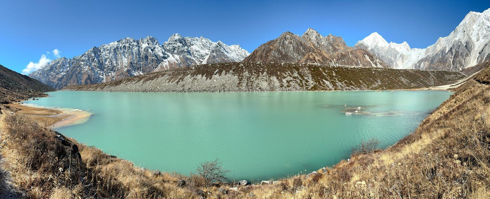 Manaslu Circuit: Untamed Himalayan trekking adventure
