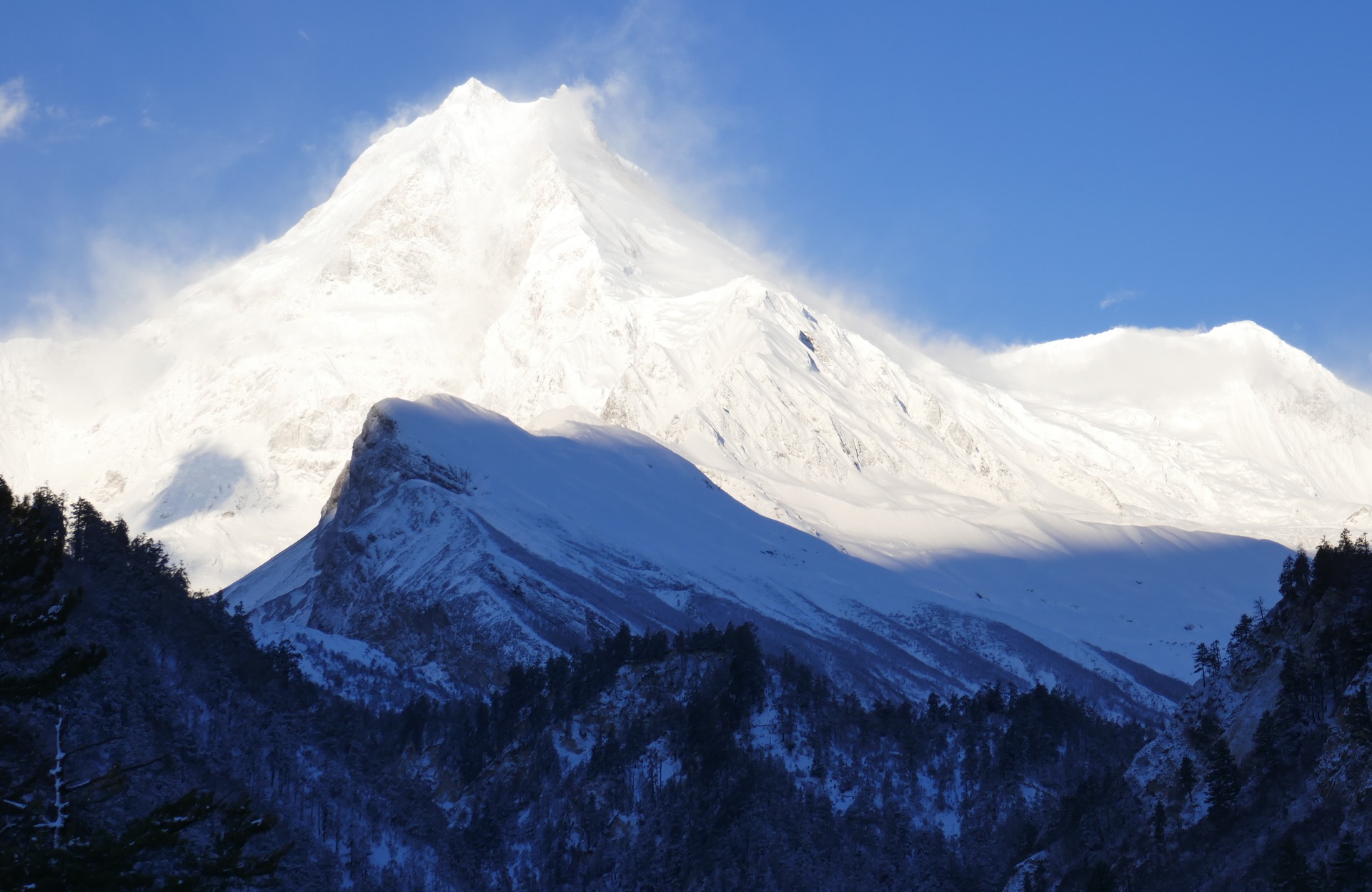 Elan Manaslu