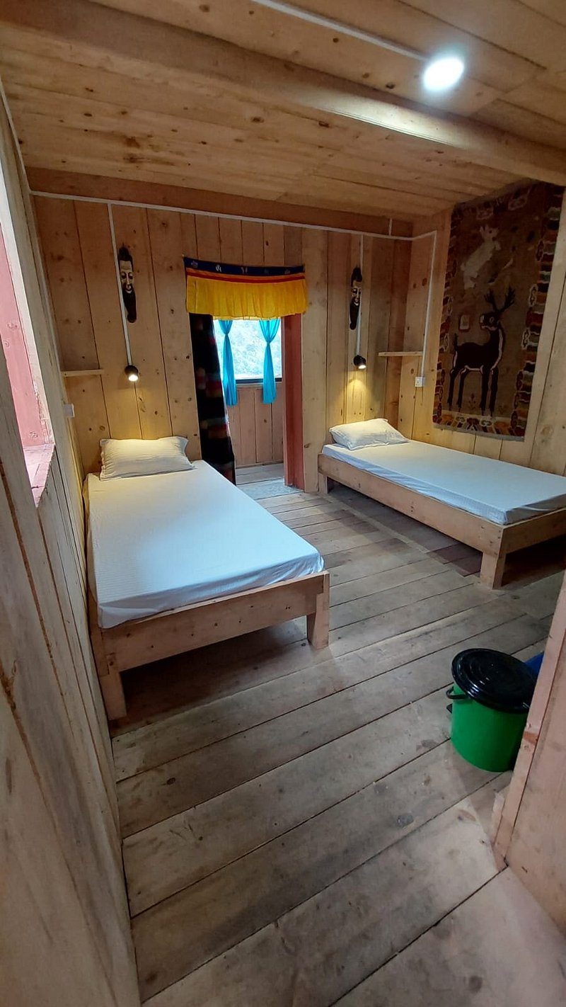 Dzonga Family House Ghunsa